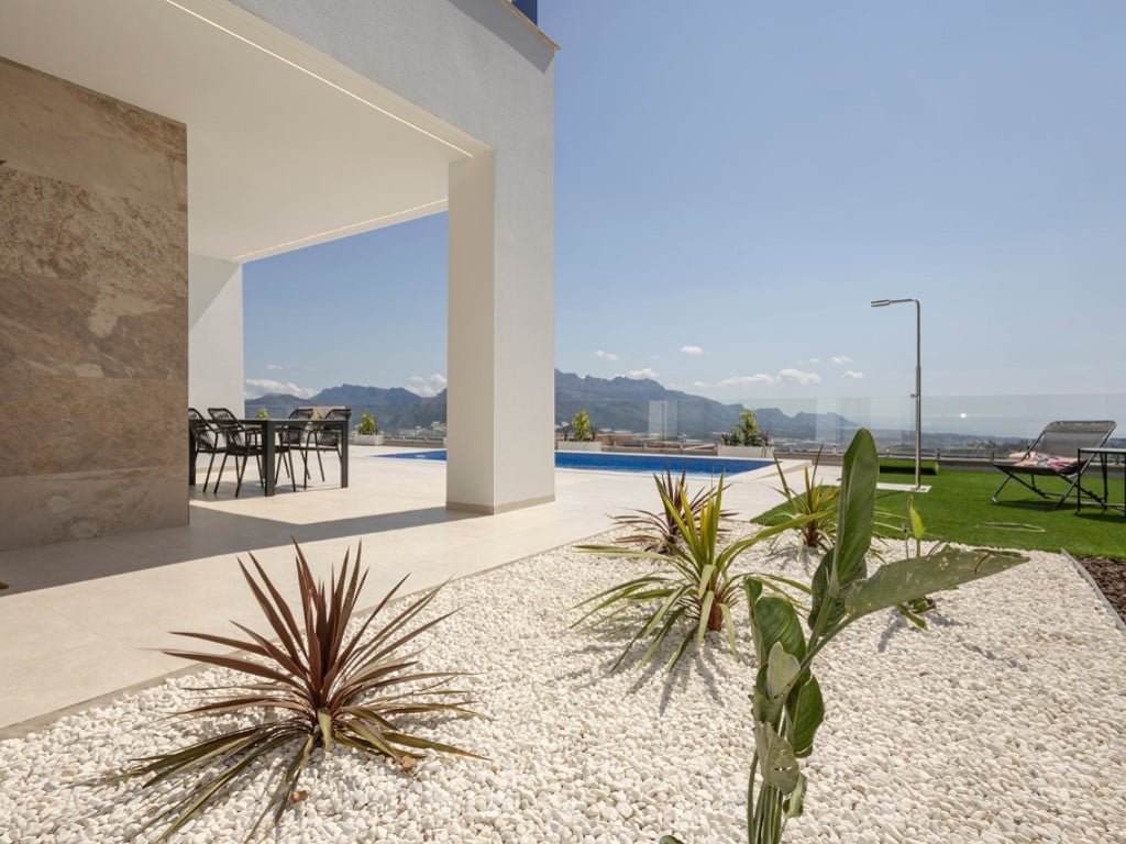 Moderne 3-Schlafzimmer-Villen mit privatem Pool in Polop, Costa Blanca — terrace