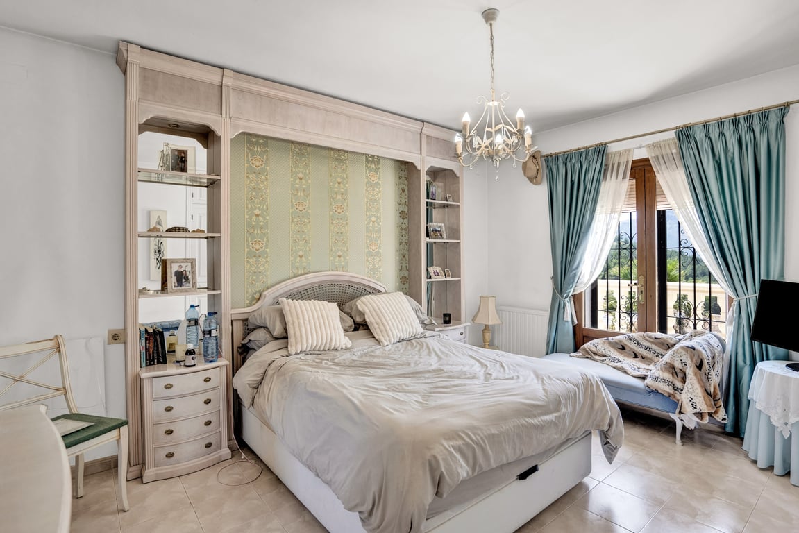 5-bed Villa in Murla photo 15