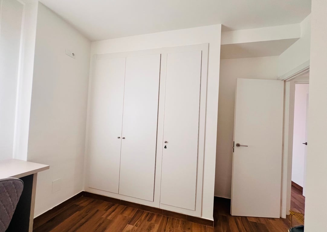 Property #RH21274 - 15