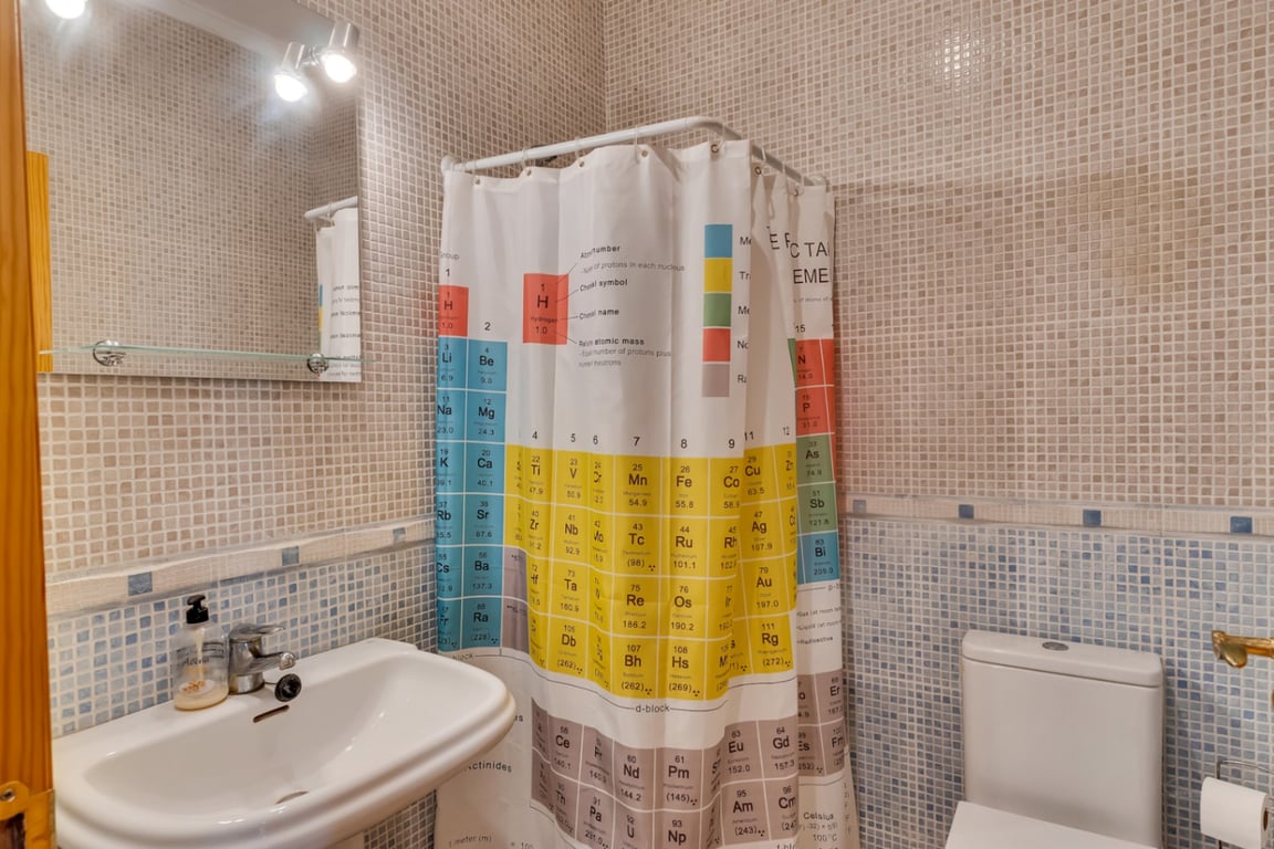 Adosado con una gran terraza con orientación Sur y piscina - 22