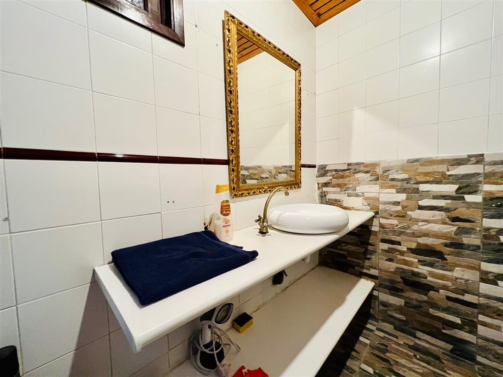 Property #RH21188 - 17