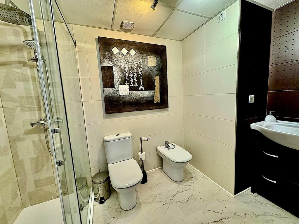 Property #RH20331 - 6