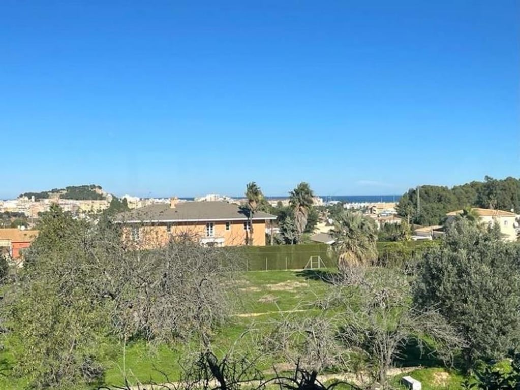 Dénia. Chalet amplio con vistas al mar en venta - 12