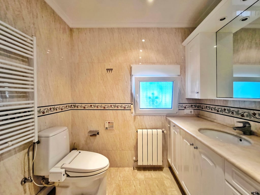 Villa con apartamento de invitados y vistas al mar en Dénia - 42