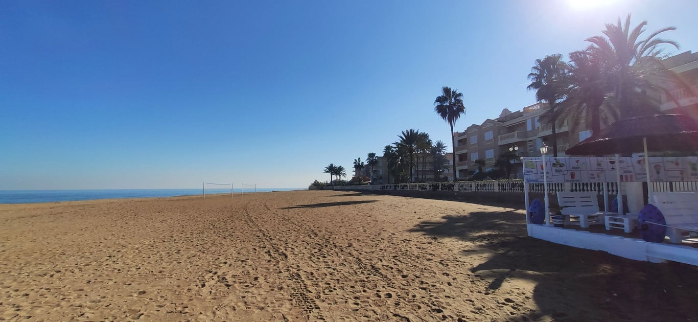 Apartamento 2 dormitorios con vistas al mar en venta en Dénia - 17