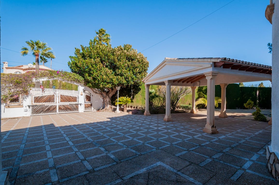 Property #RH21192 - 41