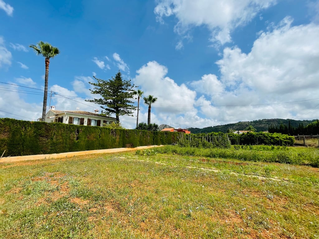 Pedreguer. Casa de campo amplio con piscina en venta - 62