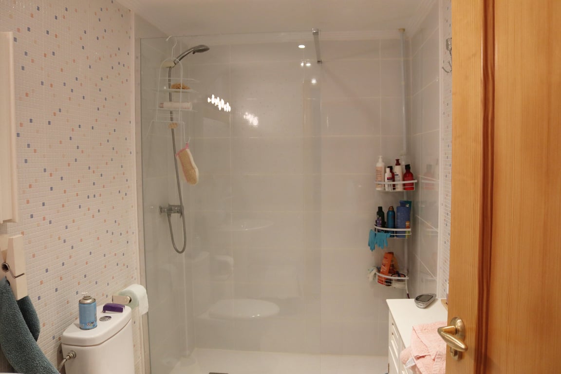 Property #RH20894 - 15