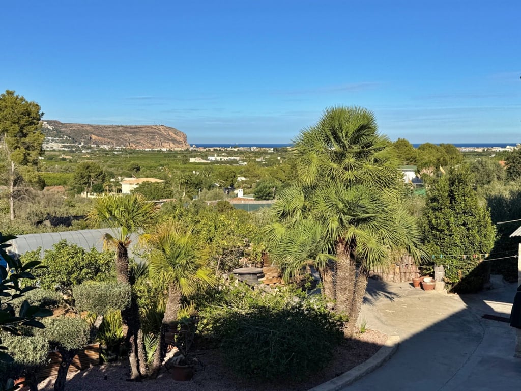 DHJV329 - Verkoop. Villa in Javea