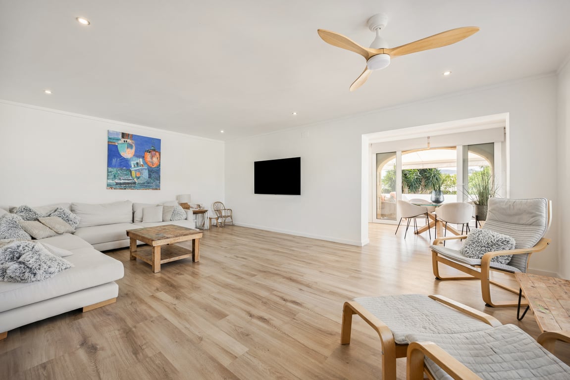 4-bed Villa in Jávea photo 9