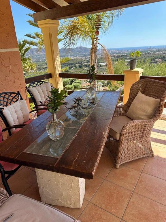 Property #RH21393 - 5