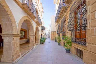 Property R4690255