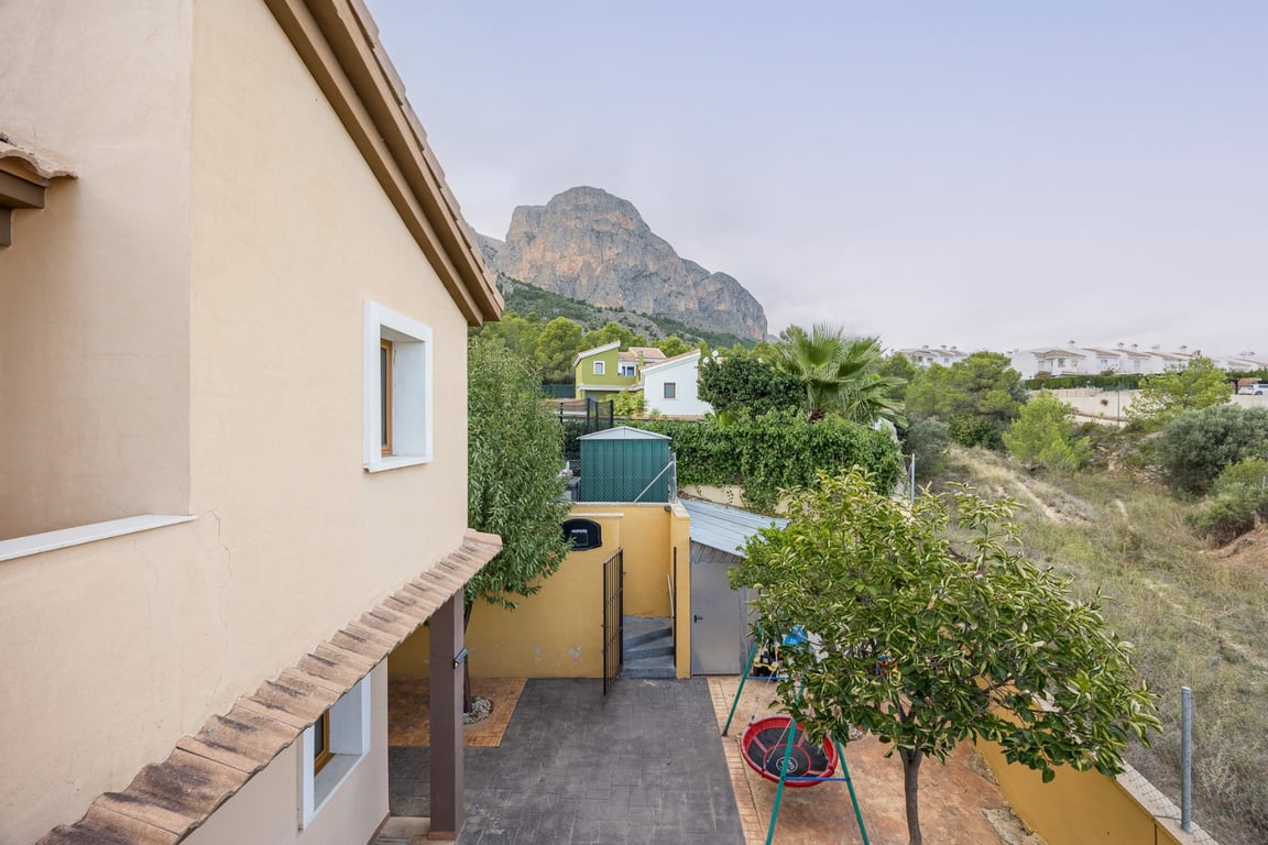 Property #RH20438 - 20