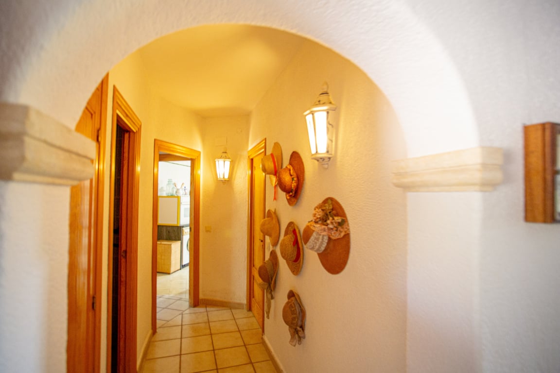 4-bed Villa in Jávea photo 12