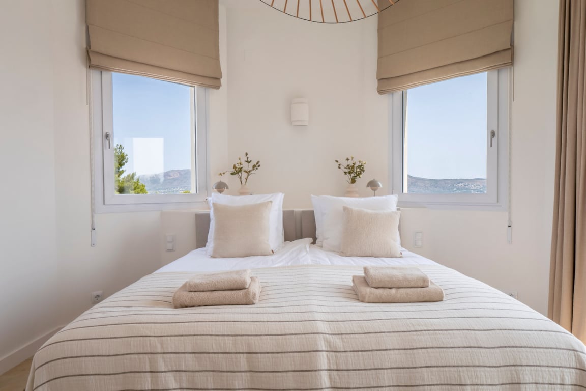 Villa recientemente reformada con impresionante vistas panorámicas de Jávea - 17