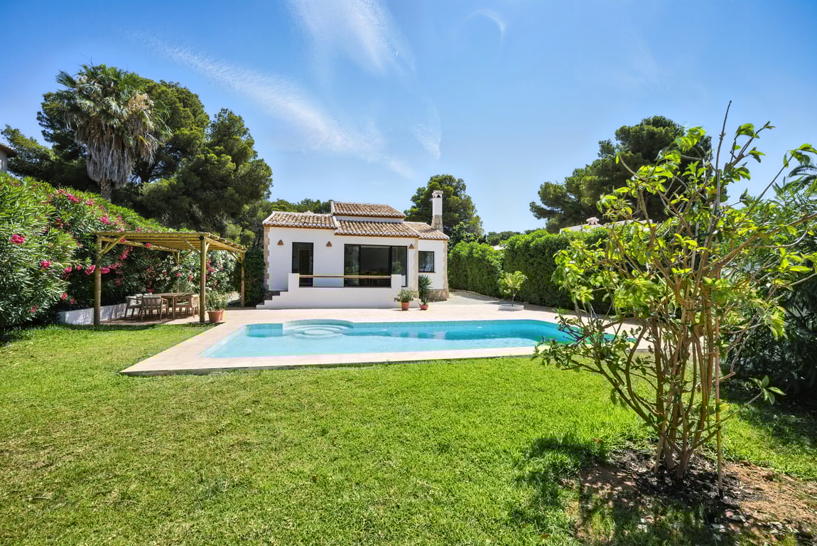 Venta. Chalet/Villa en Jávea
