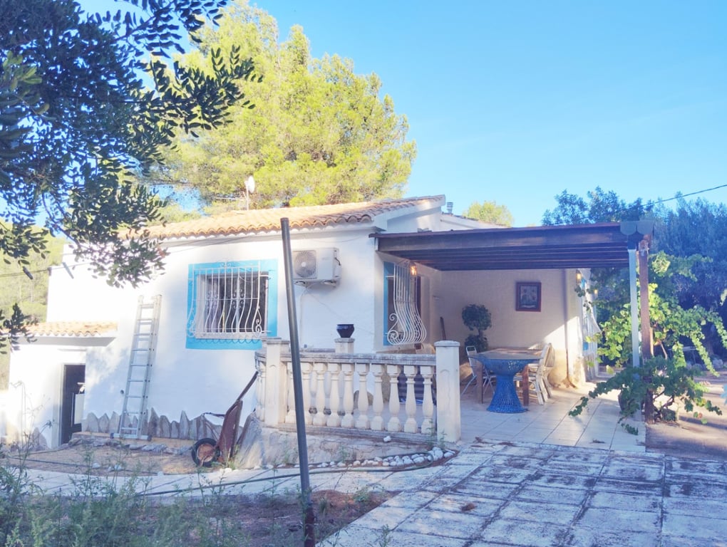 Casa de camp reformada a Parcent: tranquil·litat, parcel·la tancada, natura i confort en un entorn privilegiat. - 27