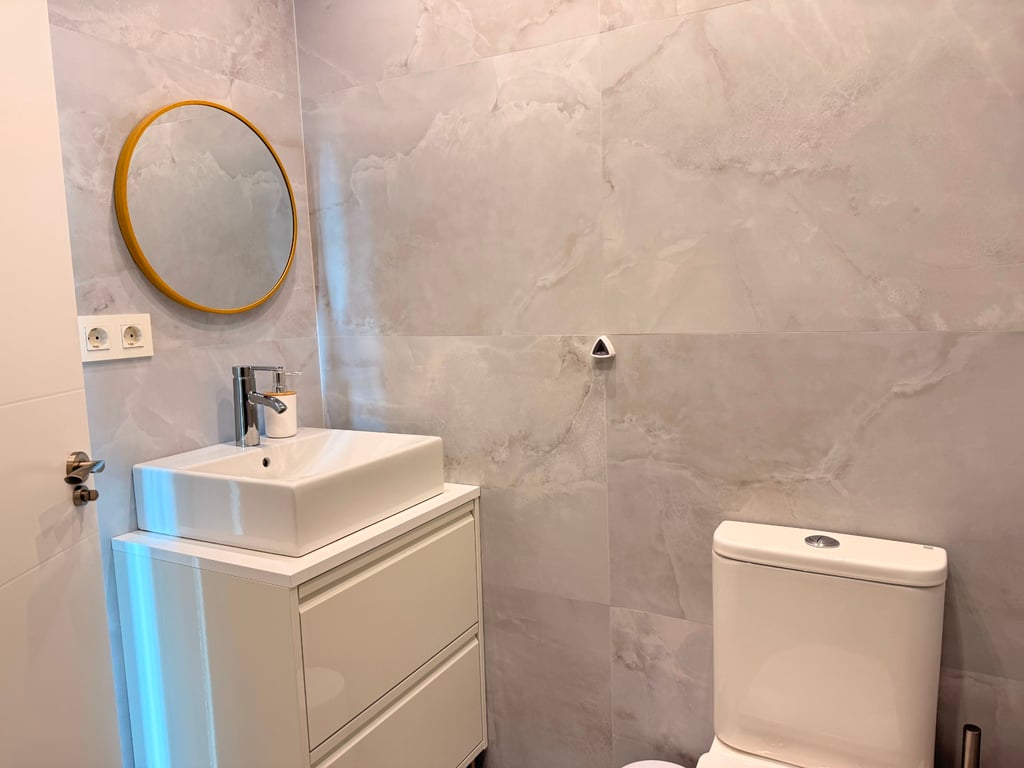 Property #RH21183 - 25