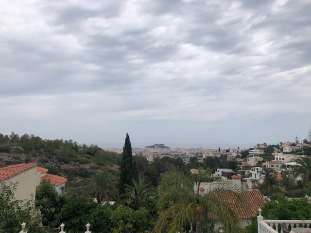 Chalet en venta en Denia, Zona Montgó: 4 habitaciones, piscina privada - 60