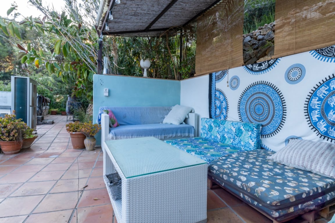 VILLA EN PRIMERA LINEA DEL MAR EN EL PUERTO DE JAVEA - 26