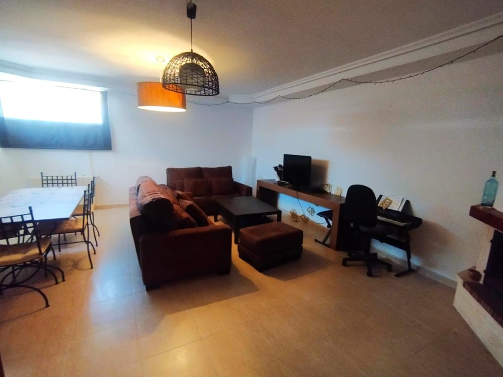 Property #RH20385 - 14