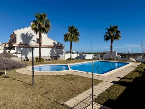Rijwoning met 3 slaapkamers in San Miguel de Salinas — foto 2