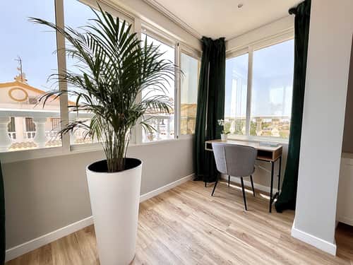 Rijwoning met 3 slaapkamers in Los Altos — foto 18