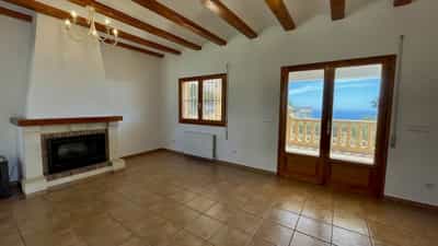 Property R4302376