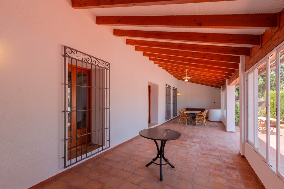 Xalet de 5 dormitoris a Gata de Gorgos disponible per a lloguer de llarga temporada. - 3