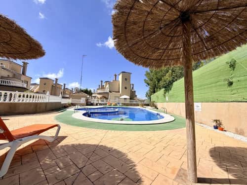 Rijwoning met 3 slaapkamers in Orihuela Costa — foto 20