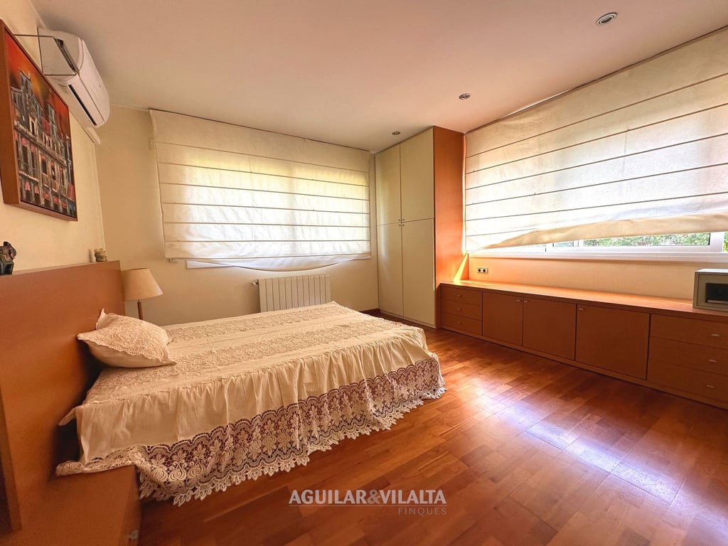 Exclusive villa in Can Teixidó with sea views - 98