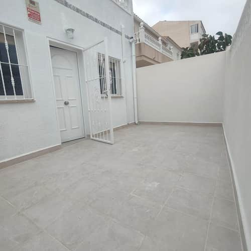Rijwoning met 2 slaapkamers in Torrevieja — foto 29