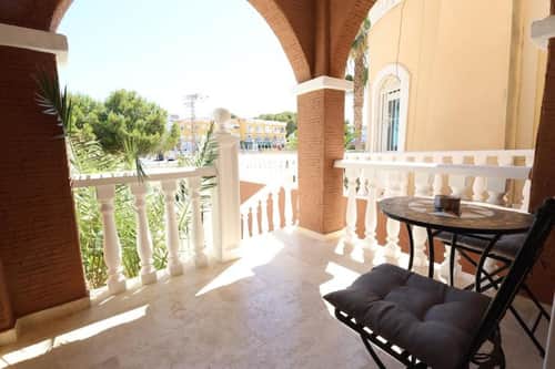 Villa met 3 slaapkamers in Villamartín — foto 3