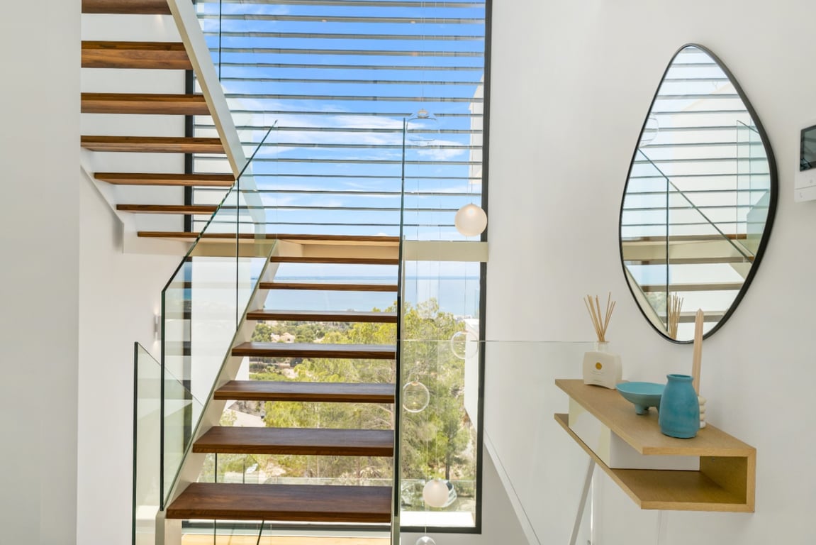 Vil·la de Luxe Lloguer Clau en Mà a Altea | Jardí amb Piscina i Vistes al Mar | Lliure per Ocupació Immediata - 16