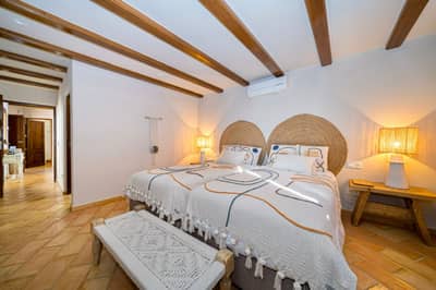 Property #TSR2441C - Image 3