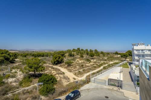 Rijwoning met 3 slaapkamers in Villamartín — foto 42