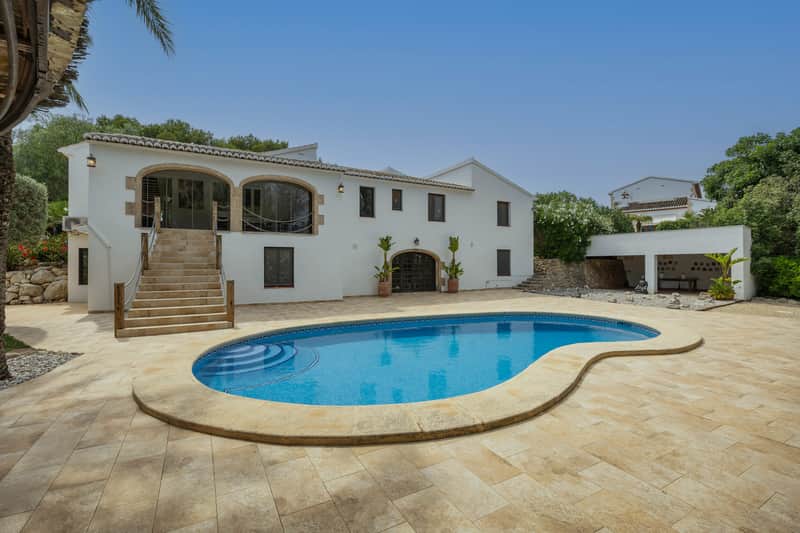 Mediterrane villa met privacy in La Lluca, Jávea