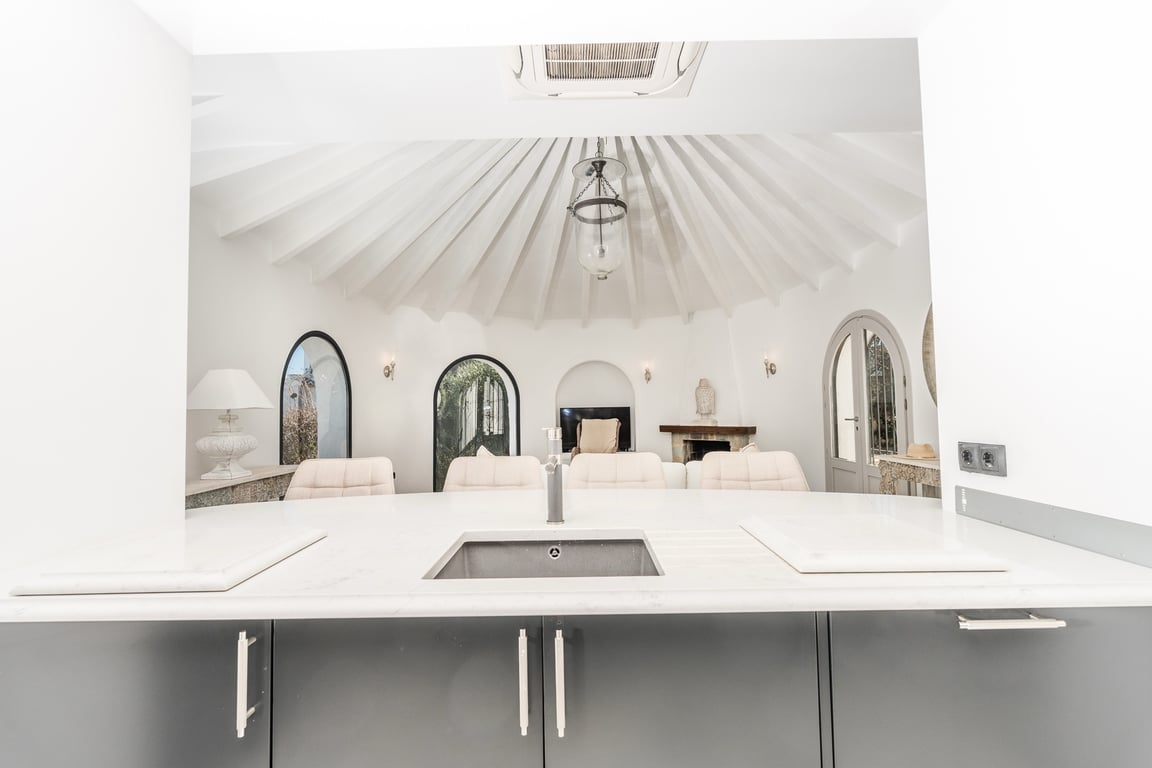 5-bed Villa in Jávea photo 12