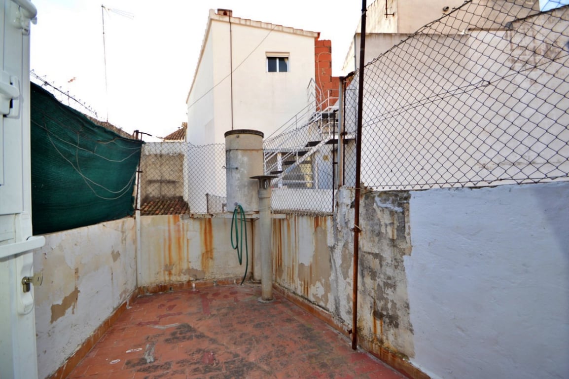 DHJD332 - Geschakelde woning in Denia