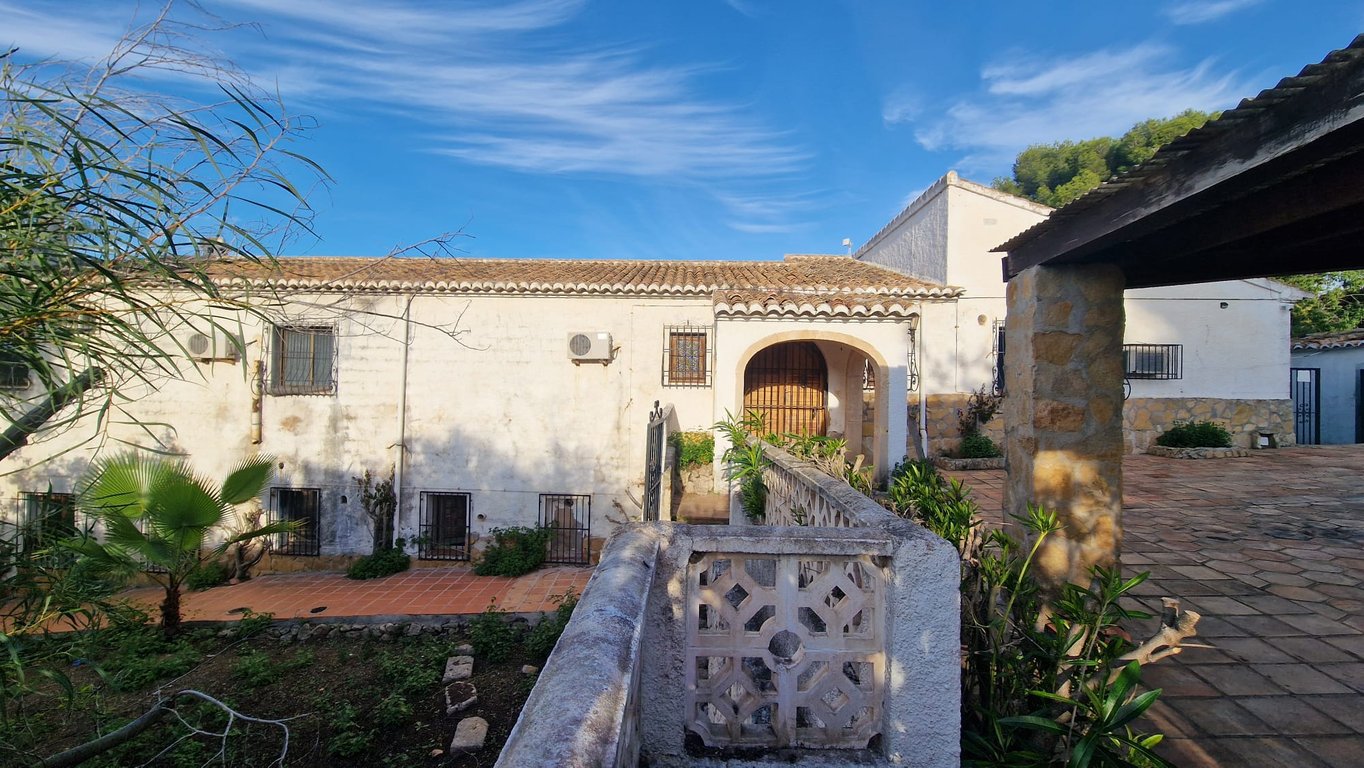 OPORTUNITAT D'INVERSIÓ PREMIUM: RARE SOLAR DE FINCA DE 2.500M² AMB VISTES FENOMENALS A LA VALLE | RAFALET, JÁVEA | AMB ORIENTACIÓ CAP AL SUD - 11