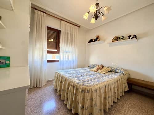 Rijwoning met 4 slaapkamers in Formentera del Segura — foto 13
