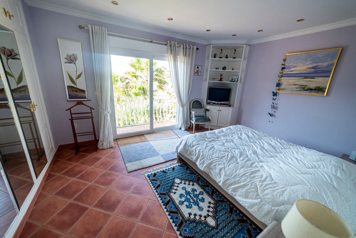 Villa de lujo con vista al mar en Denia - 17