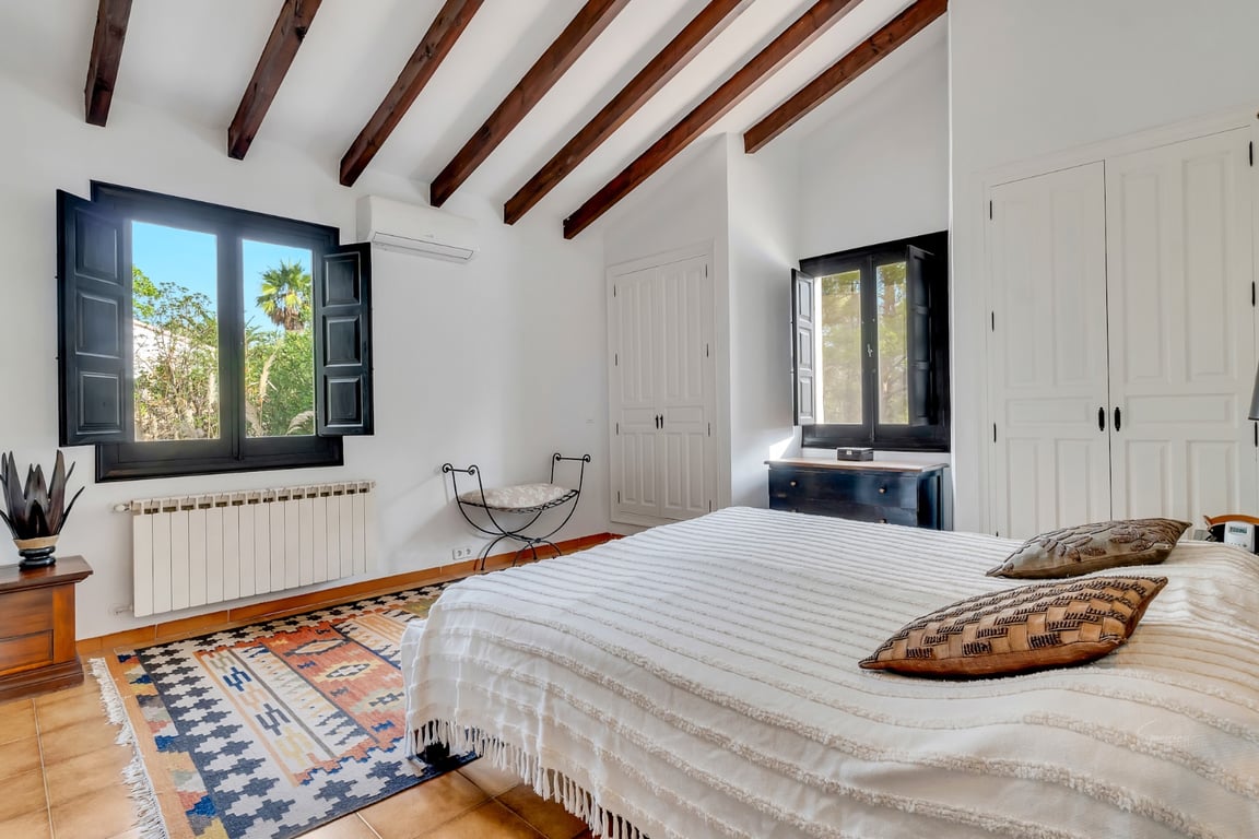 Property #RH21266 - 18