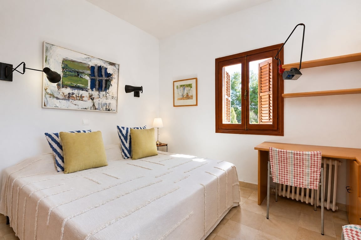 5-bed Villa in Santa Eulària des Riu photo 18