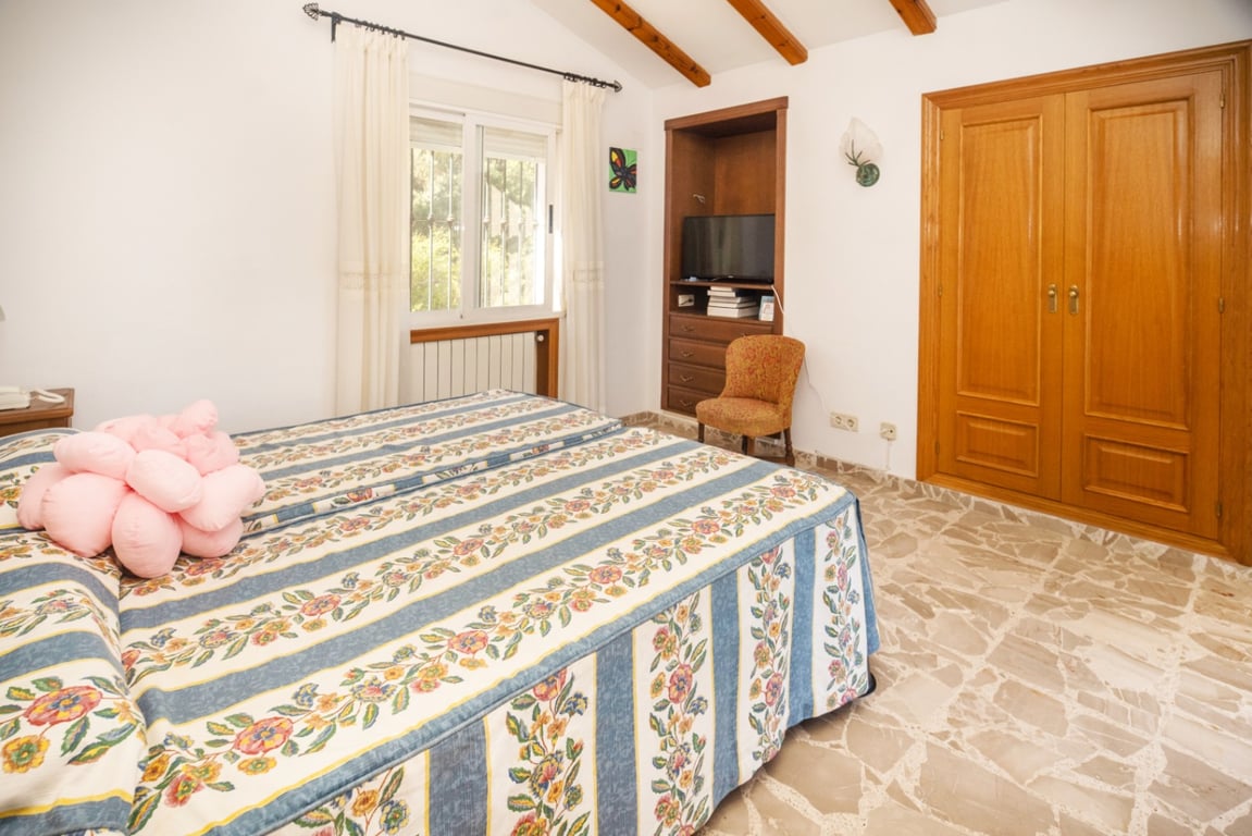 Xalet a la venda en denia amb vistes al mar - 10