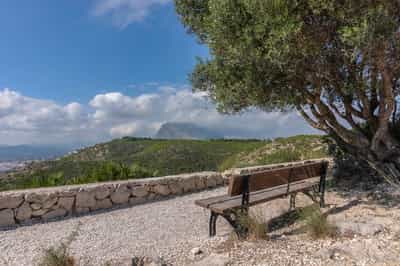 Property R4690255