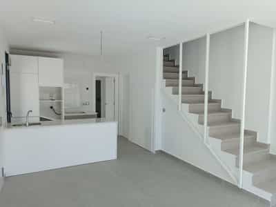 VILLA 2 1