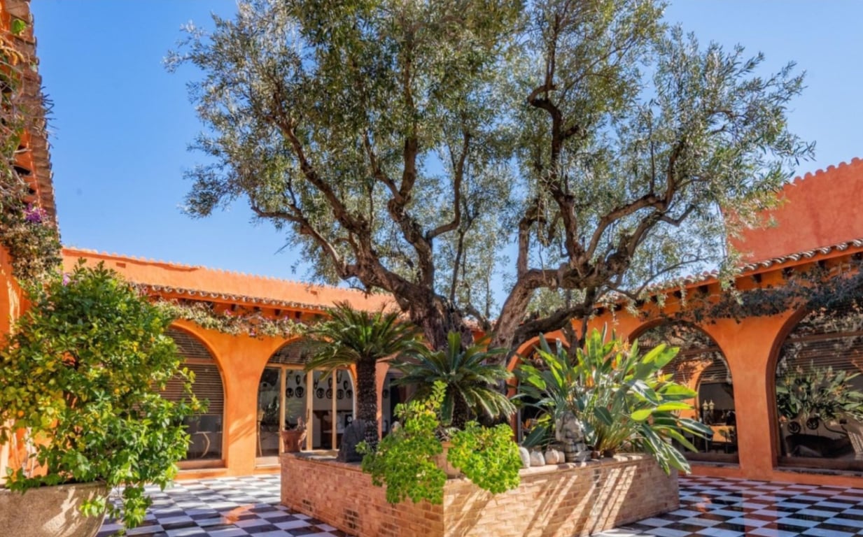 Property #RH21084 - 10