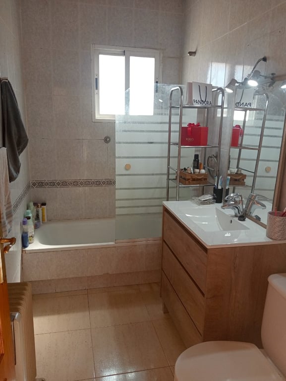 Property #RH20348 - 9