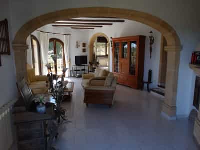 Property #AD 81